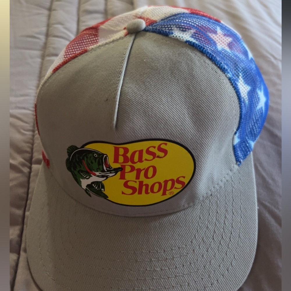New Bass Pro Shops Red, White, and Blue Cap